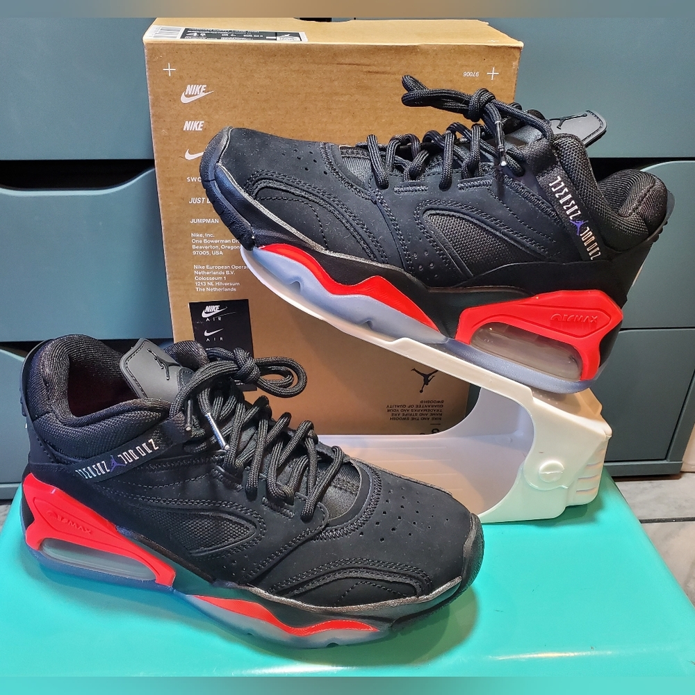 JORDAN POINT LANE GS ☆ INFRARED ☆ Size 4.5Y or 6 Womens ☆ NEW